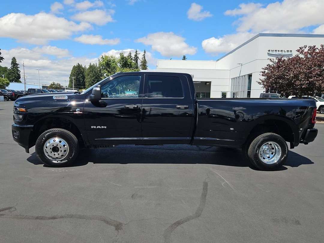 2026 Ram 3500 Big Horn - Image 3