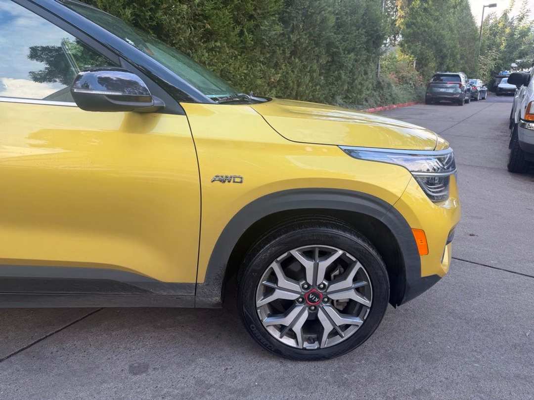 2021 Kia Seltos SX - Image 3
