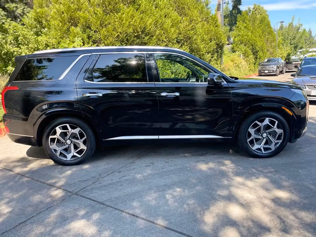 2022 Hyundai Palisade Calligraphy - Image 3
