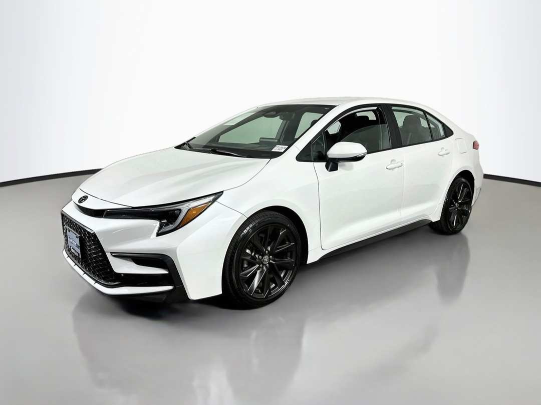 2023 Toyota Corolla SE - Image 3