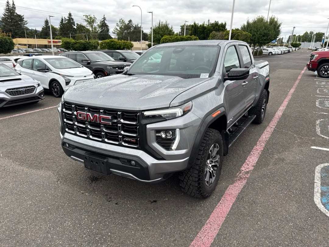 2024 GMC Canyon AT4 - Image 3