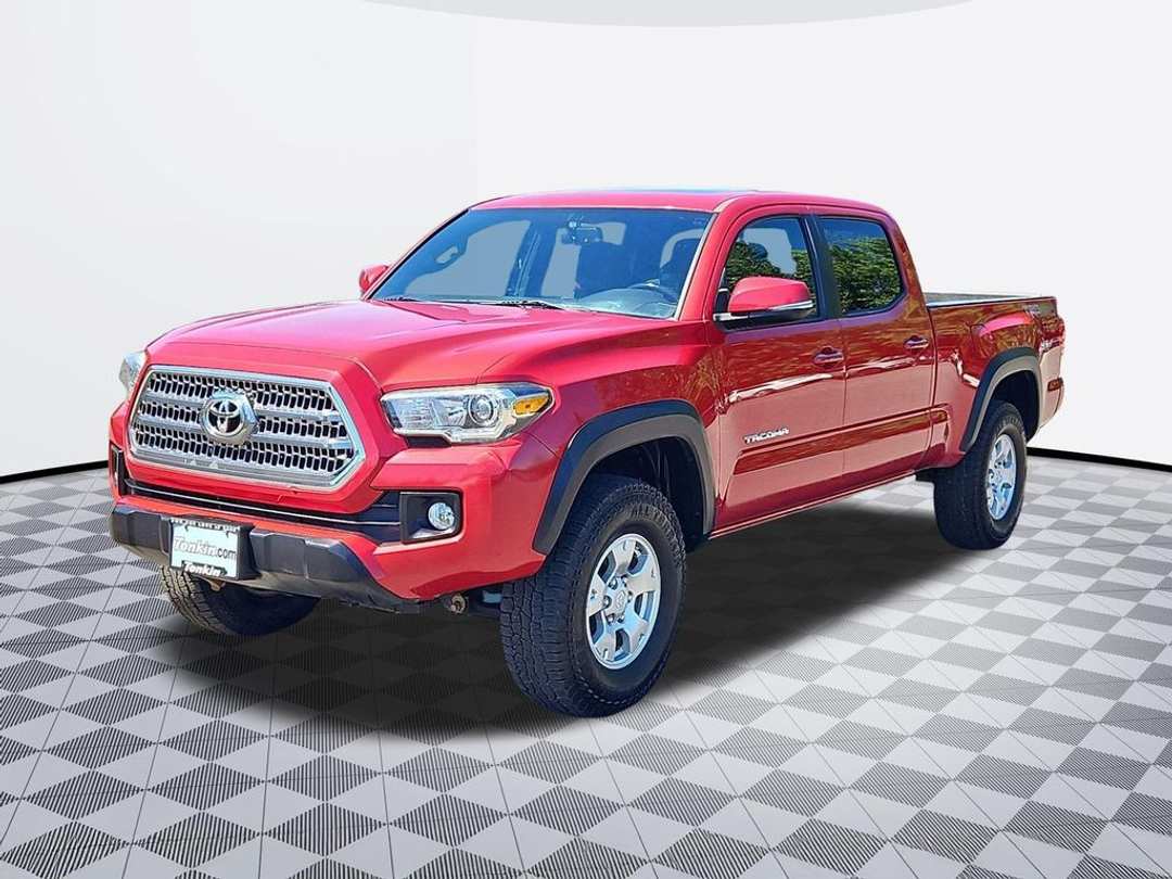 2016 Toyota Tacoma TRD OffRoad - Image 2