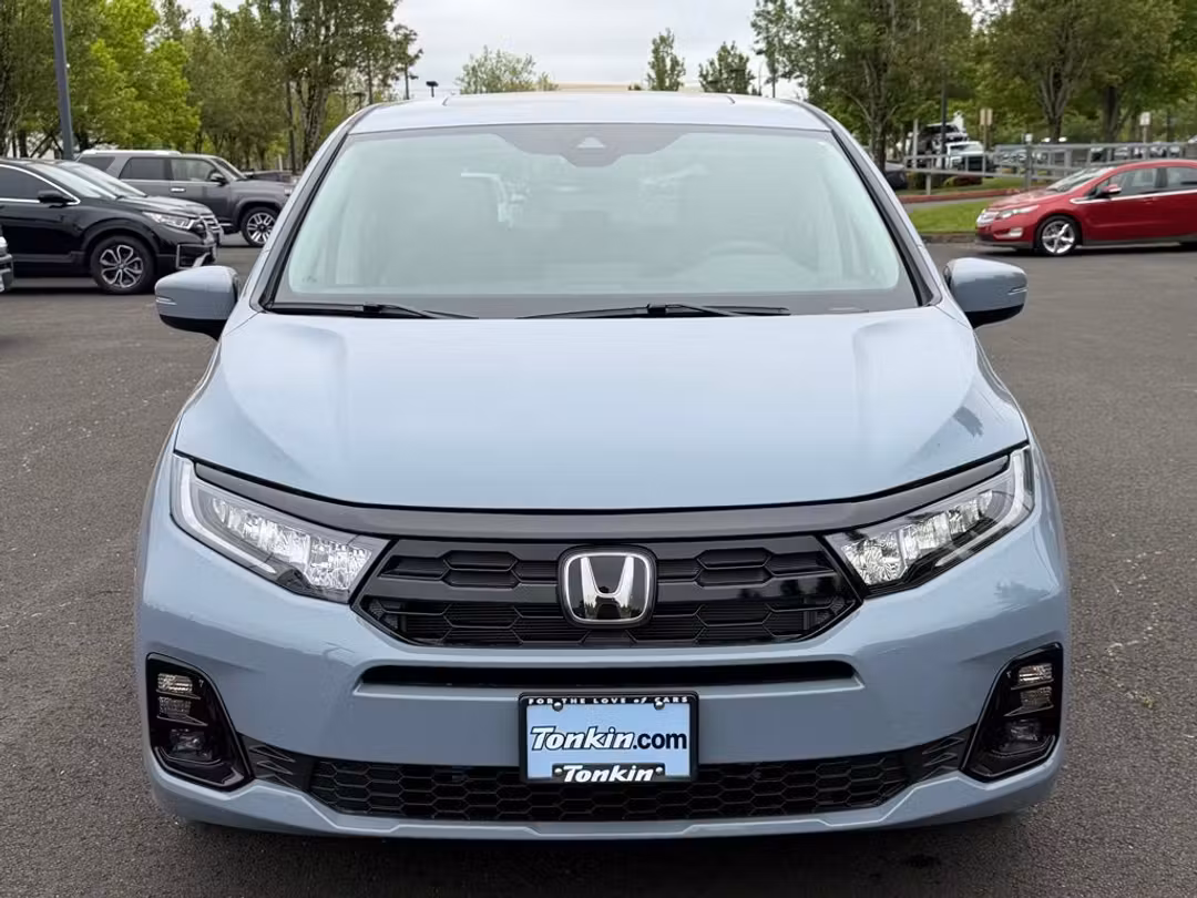 2026 Honda Odyssey Elite - Image 3