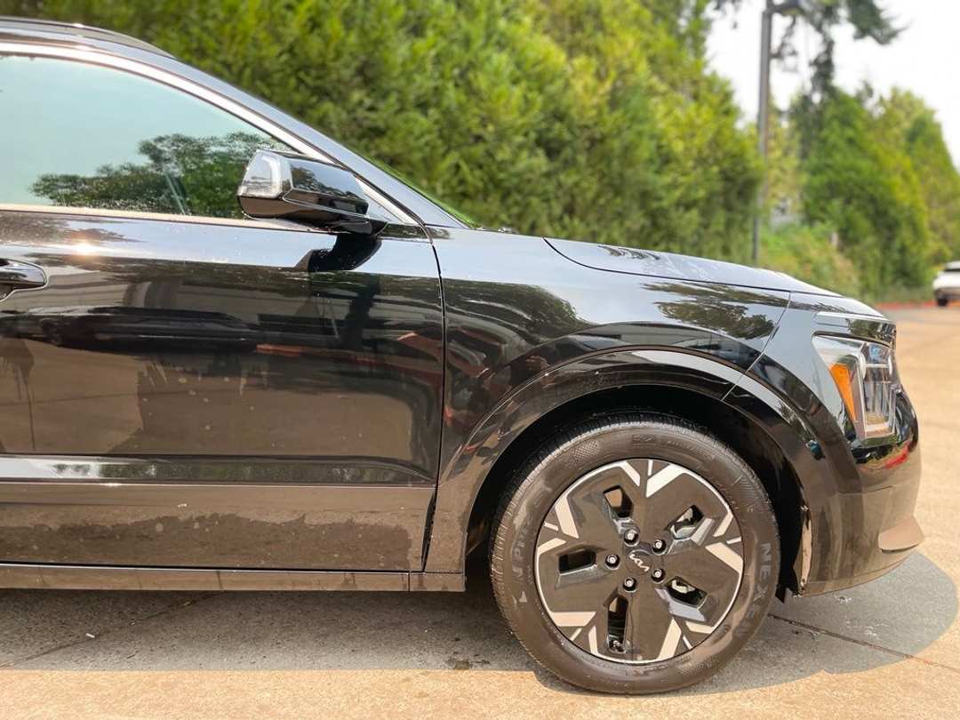2024 Kia Niro Ev Wind - Image 2