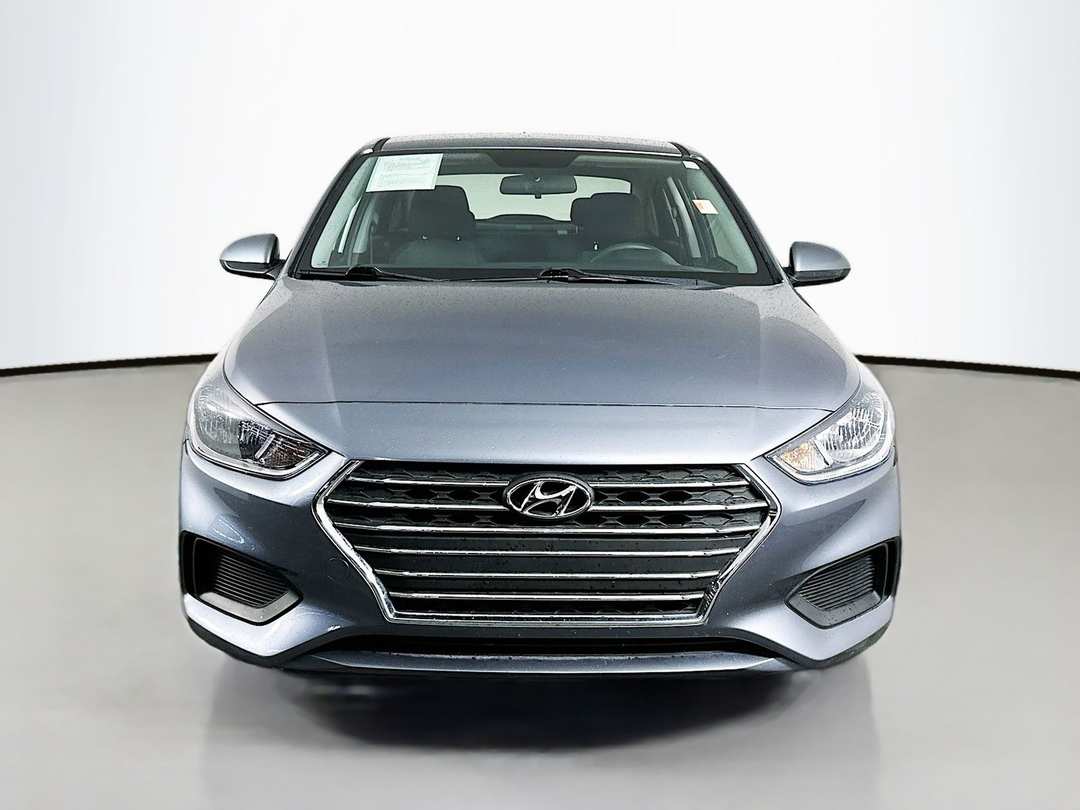 2020 Hyundai Accent SE - Image 2