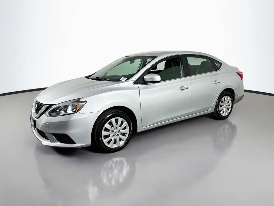 2017 Nissan Sentra SV - Image 3