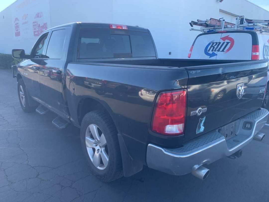 2010 Ram 1500 SLT - Image 2