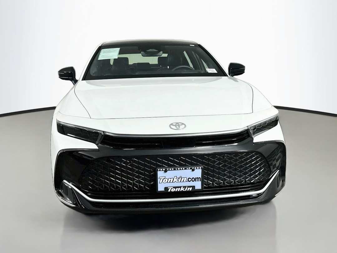 2026 Toyota Crown Platinum - Image 2