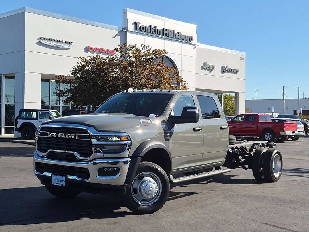 2026 Ram 5500Hd Tradesman - Image 2