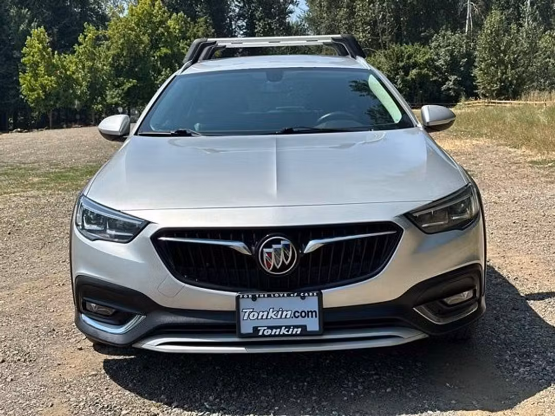 2018 Buick Regal Tourx Preferred - Image 3