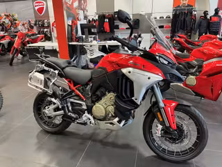 2025 Ducati Multistrada V4 Rally Adventure Travel & Radar