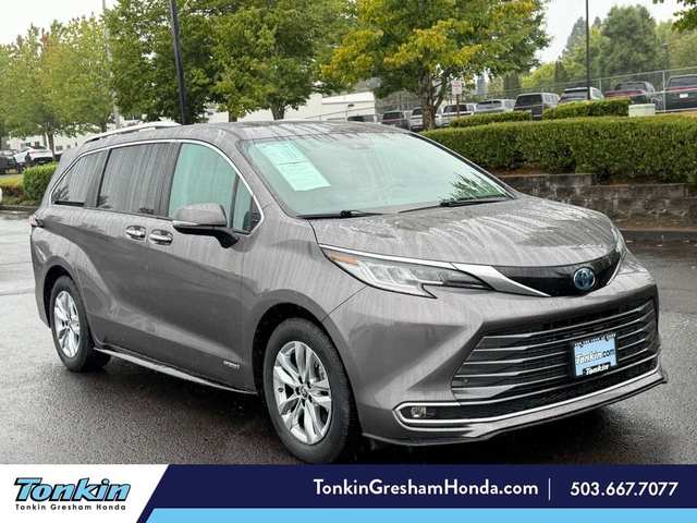 2021 Toyota Sienna Limited Hybrid