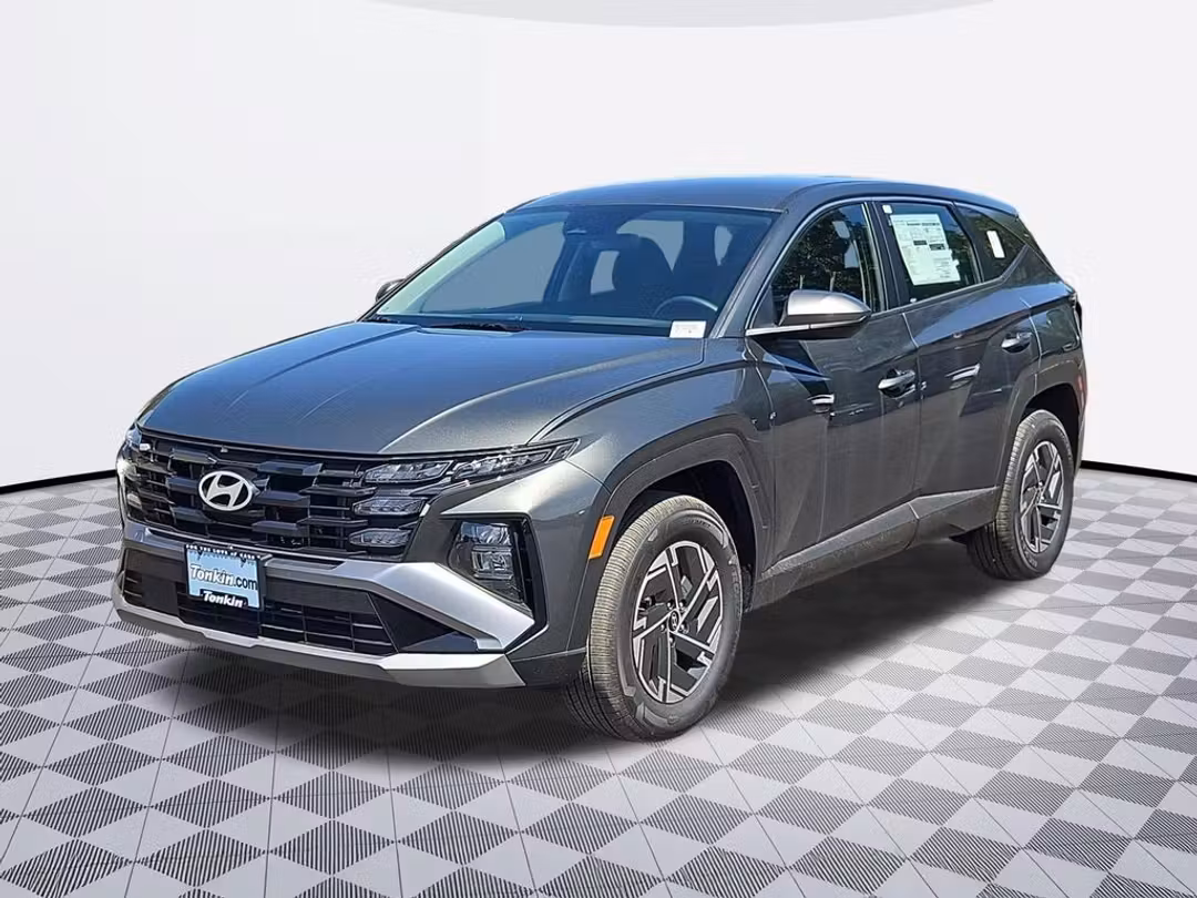 2026 Hyundai Tucson Hybrid Blue SE - Image 2