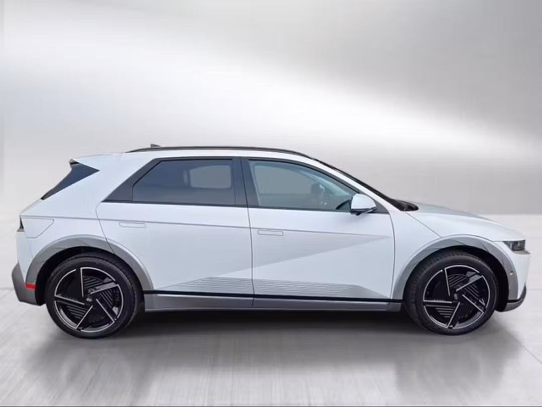 2026 Hyundai Ioniq 5 Limited - Image 3