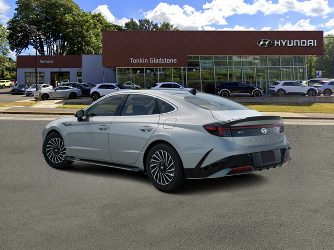 2026 Hyundai Sonata Hybrid SEL - Image 3