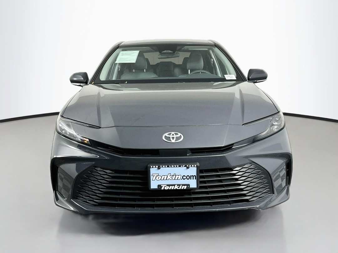 2025 Toyota Camry LE - Image 2