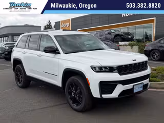 2026 Jeep Grand Cherokee Laredo Altitude