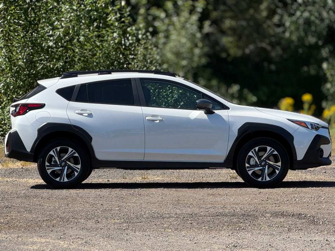 2026 Subaru Crosstrek Premium - Photo 7