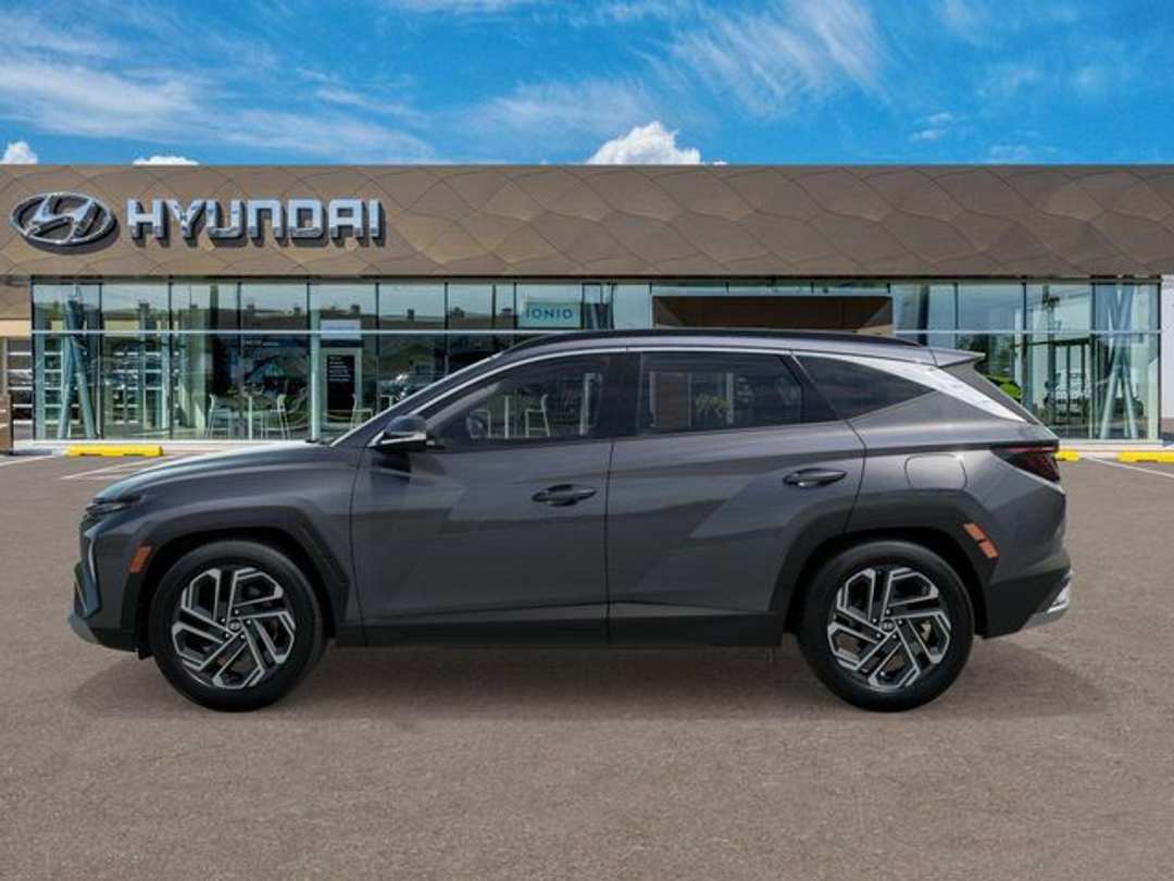 2026 Hyundai Tucson Hybrid Limited - Image 3