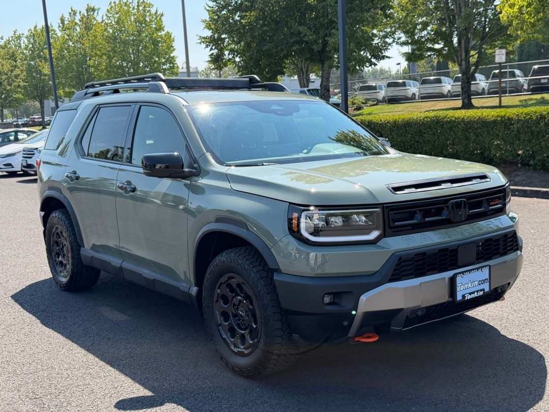 2026 Honda Passport TrailSport Elite Blackout - Image 2
