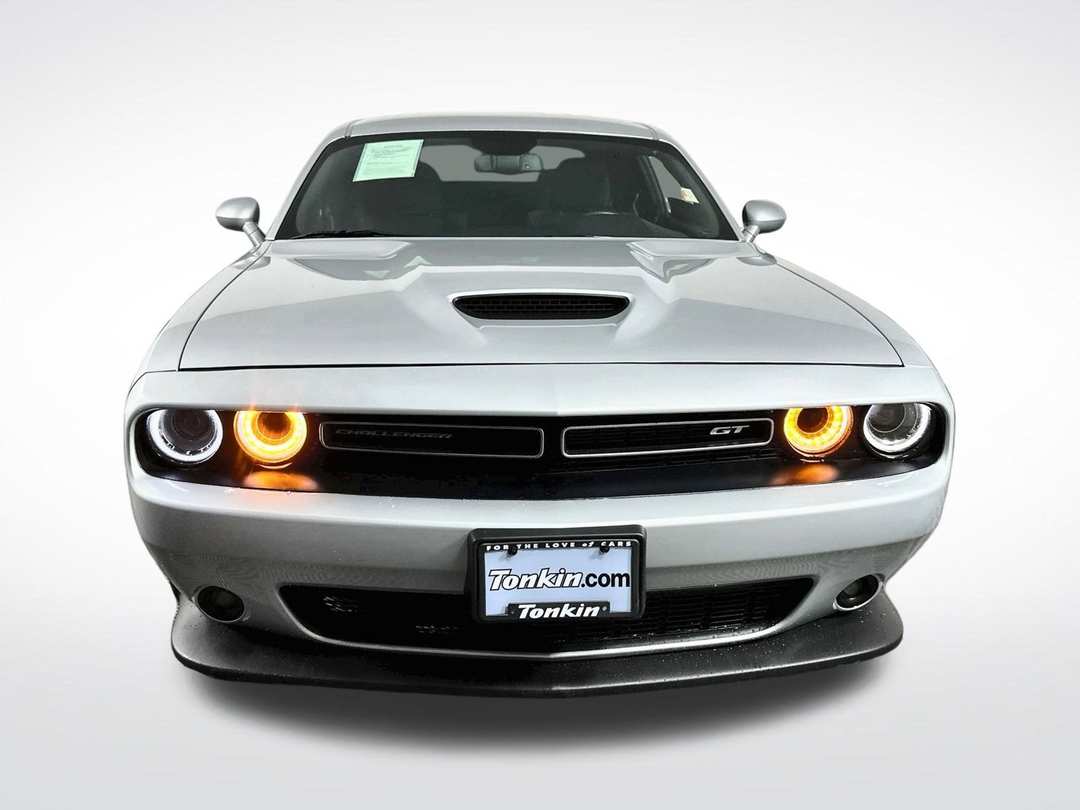 2022 Dodge Challenger GT - Image 2