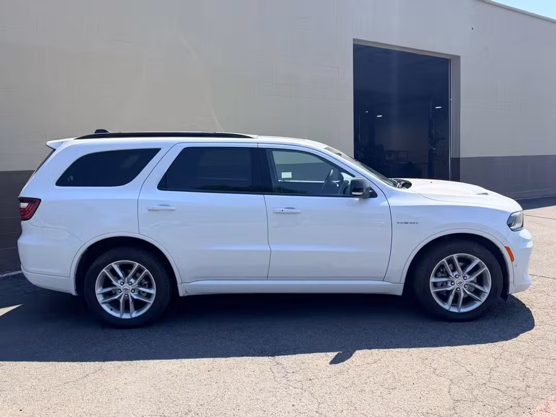 2025 Dodge Durango R/T Plus - Image 3