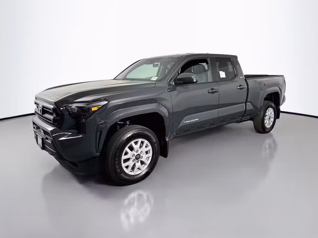 2026 Toyota Tacoma SR5 - Image 3