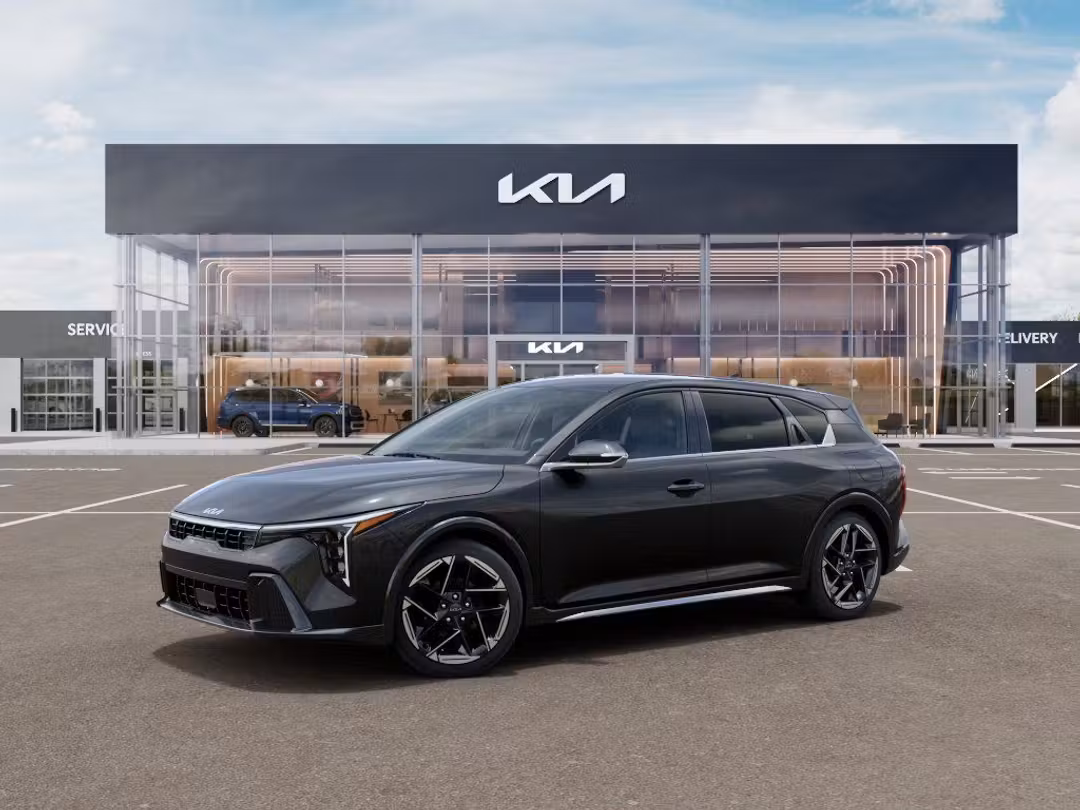 2026 Kia K4 GTLine - Image 3