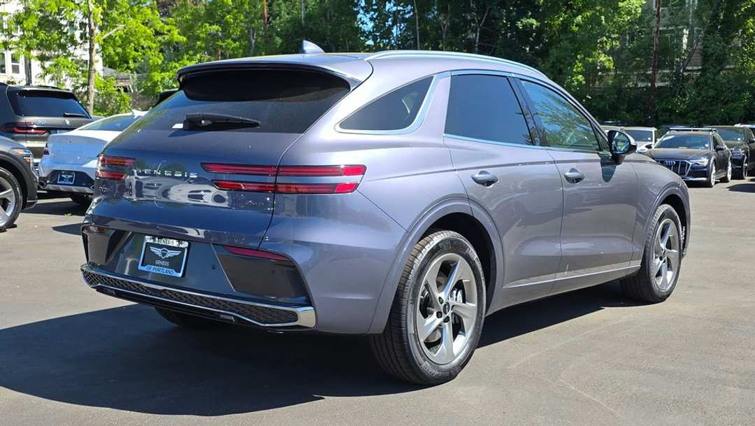 2026 Genesis Gv70 2.5T Select - Image 3