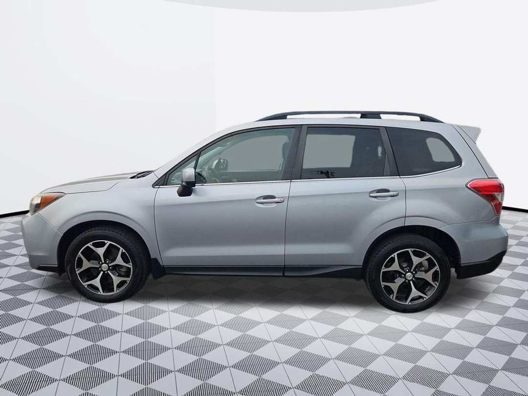 2014 Subaru Forester 2.0XT Premium - Image 3