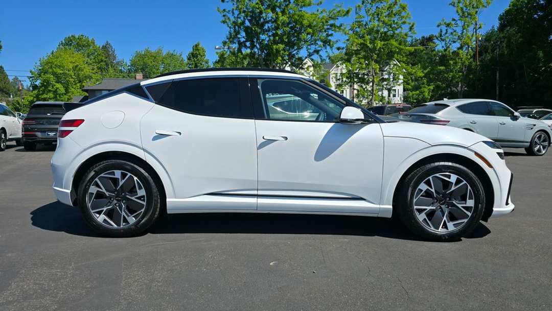 2026 Genesis Gv60 19" - Image 2
