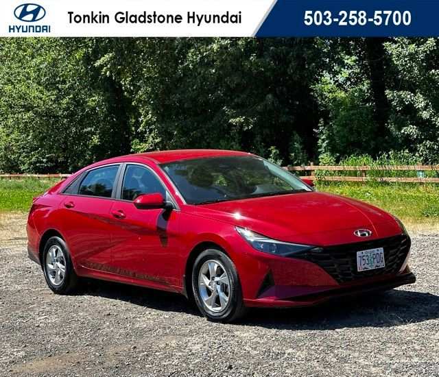 2023 Hyundai Elantra SE