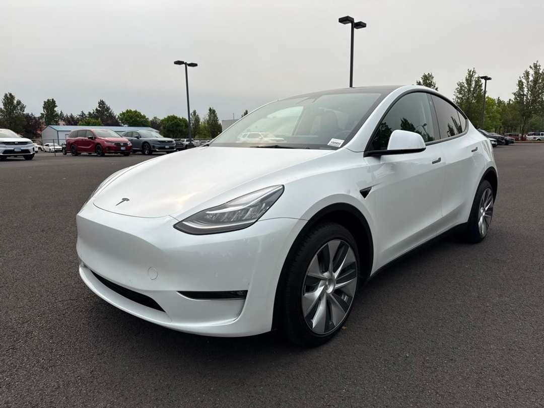 2021 Tesla Model Y Long Range - Image 3