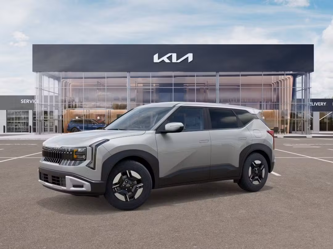 2027 Kia Seltos LX - Image 3