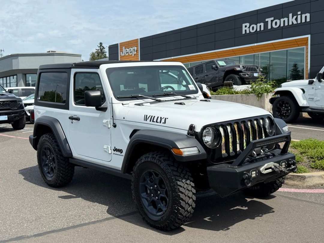 2023 Jeep Wrangler Willys - Image 2
