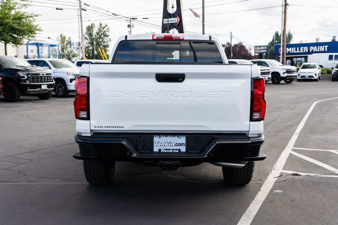2026 Chevrolet Colorado Z71 - Image 3