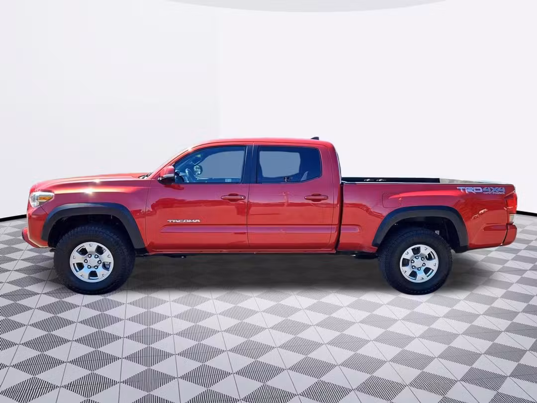 2016 Toyota Tacoma TRD OffRoad - Image 3