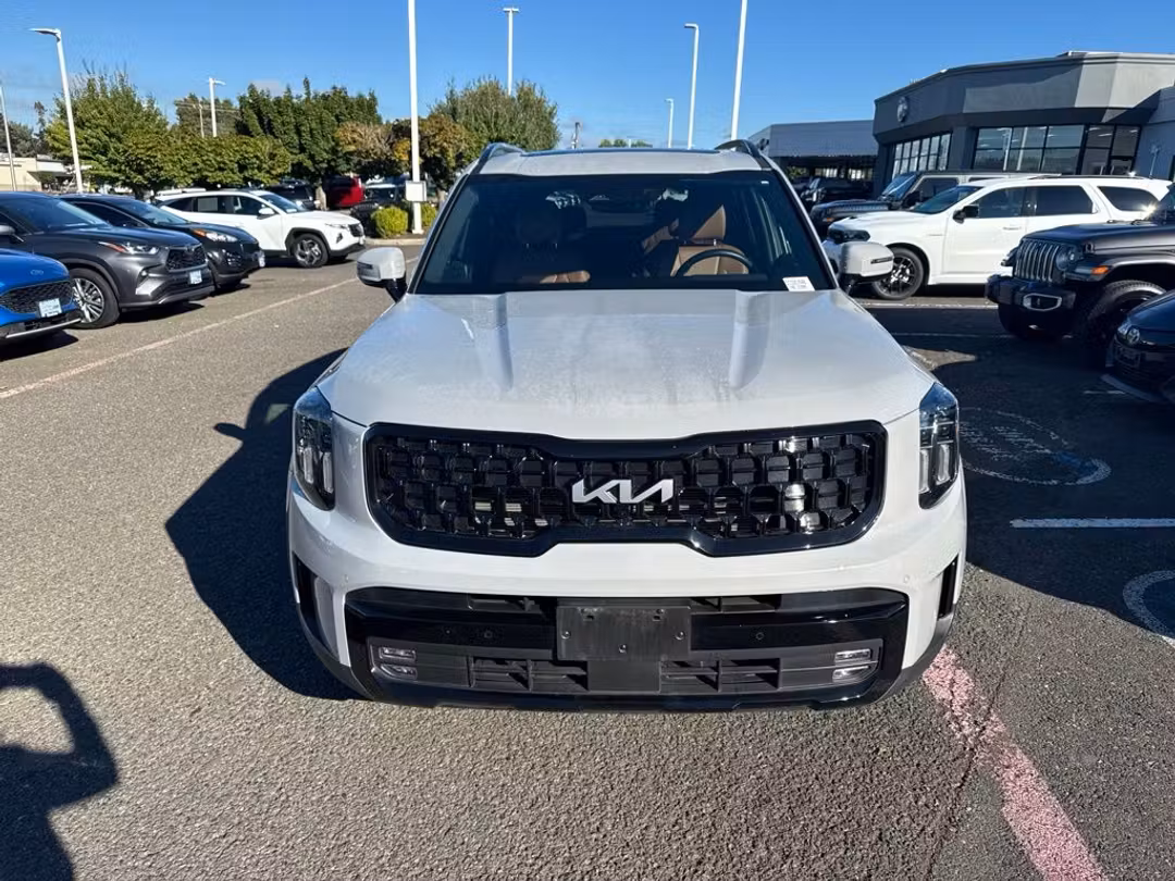 2024 Kia Telluride SX XLine - Image 2