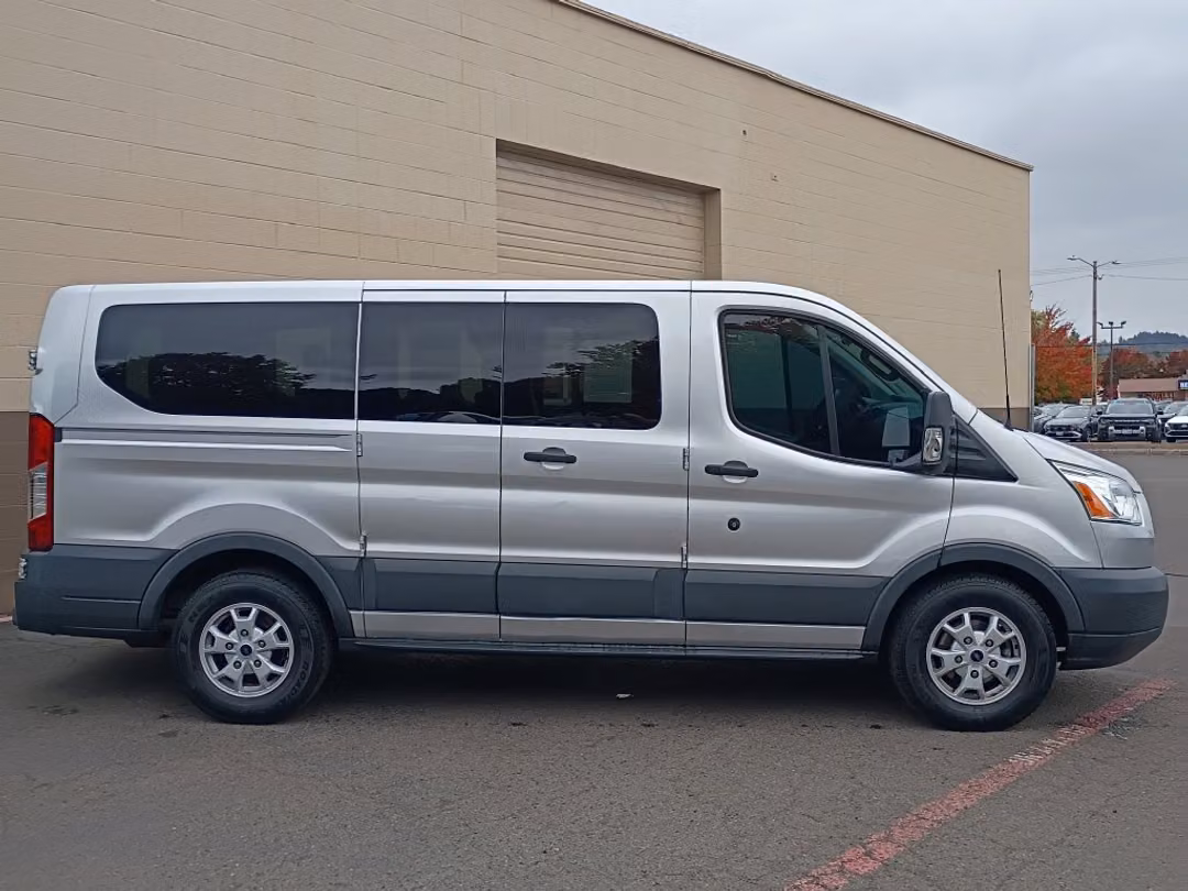 2015 Ford Transit-150 XLT - Image 3