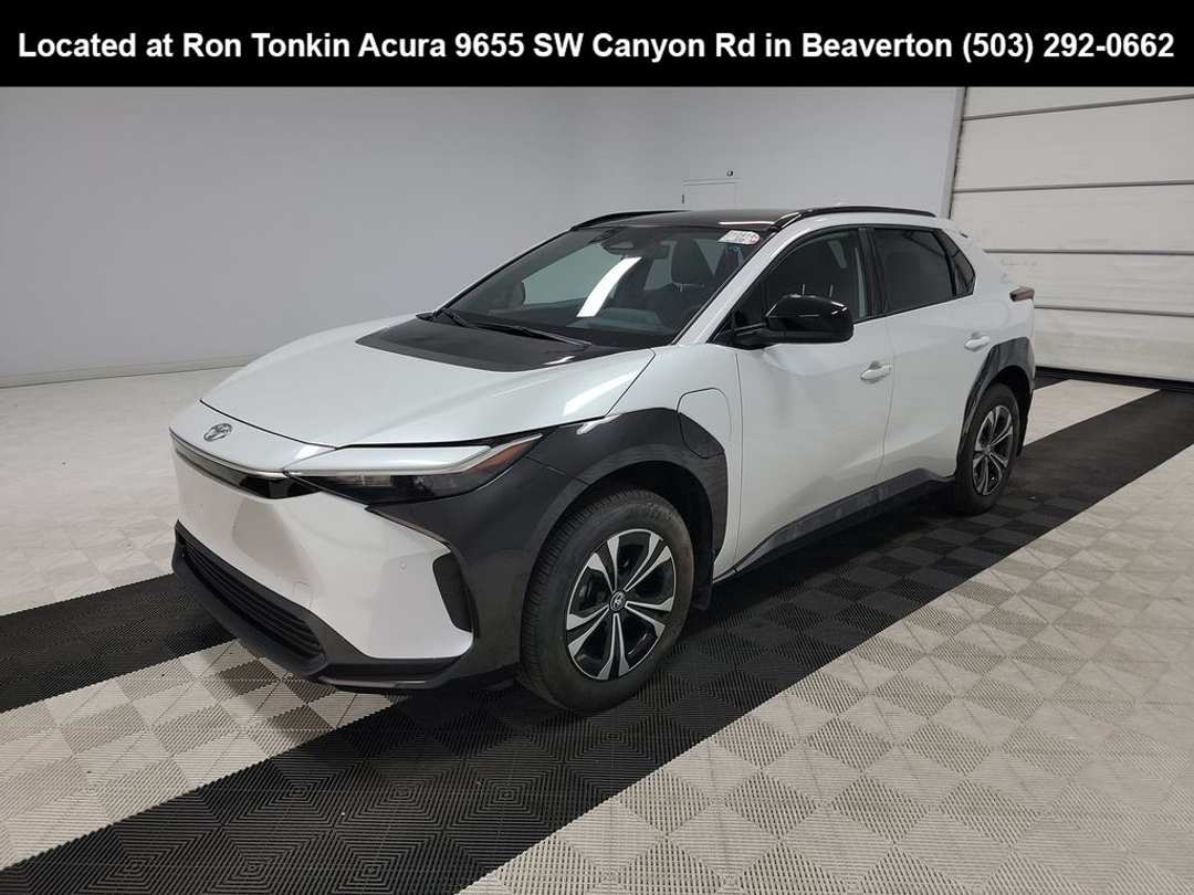 2024 Toyota Bz4X XLE - Image 3