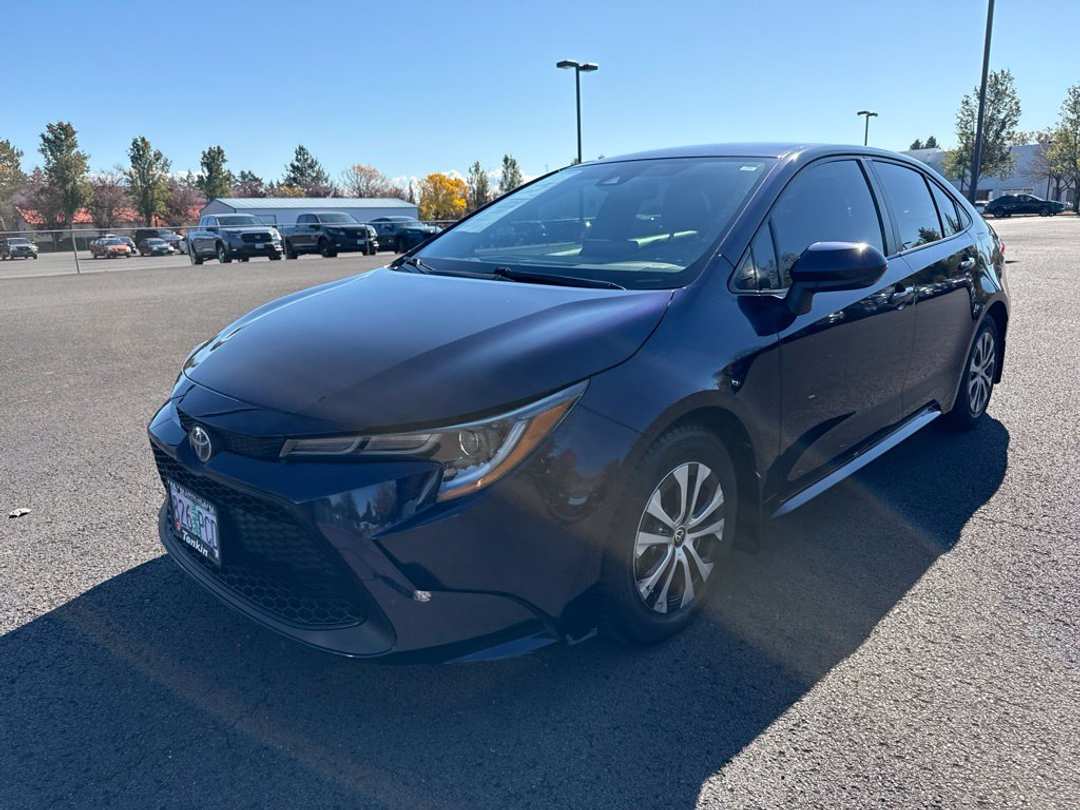 2022 Toyota Corolla Hybrid LE - Image 3