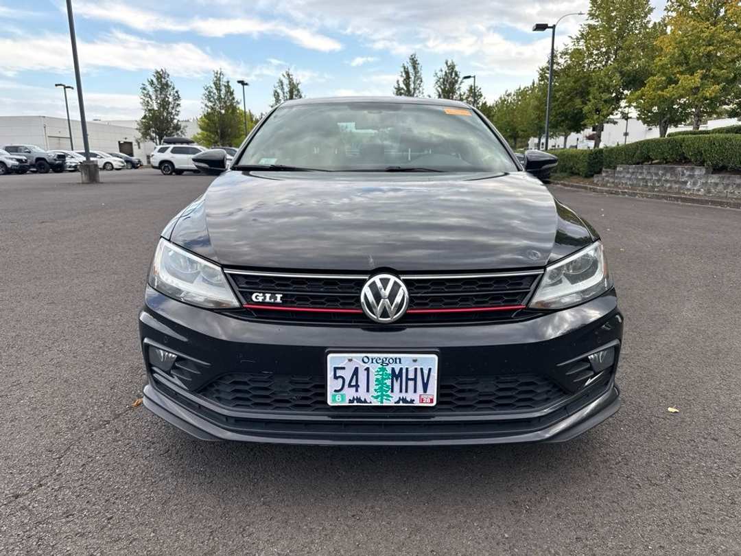 2016 Volkswagen Jetta 2.0T GLI SE - Image 2
