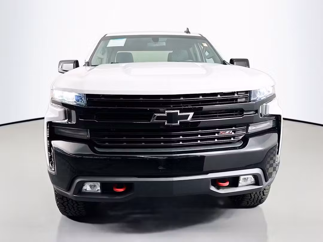 2019 Chevrolet Silverado 1500 LT Trail Boss - Image 2