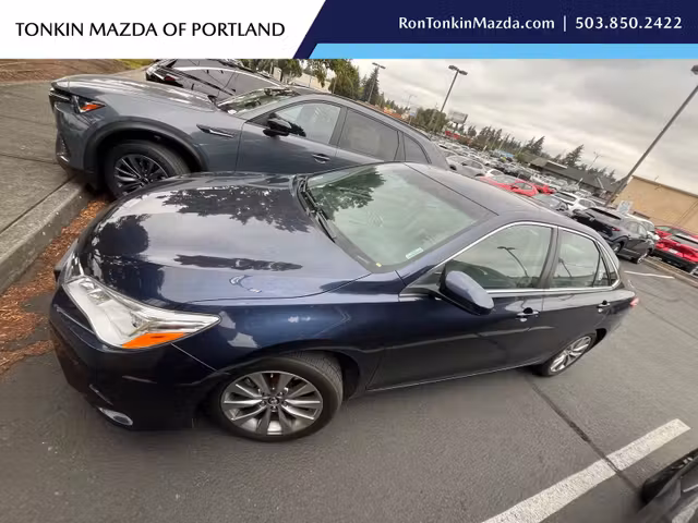 2016 Toyota Camry XLE