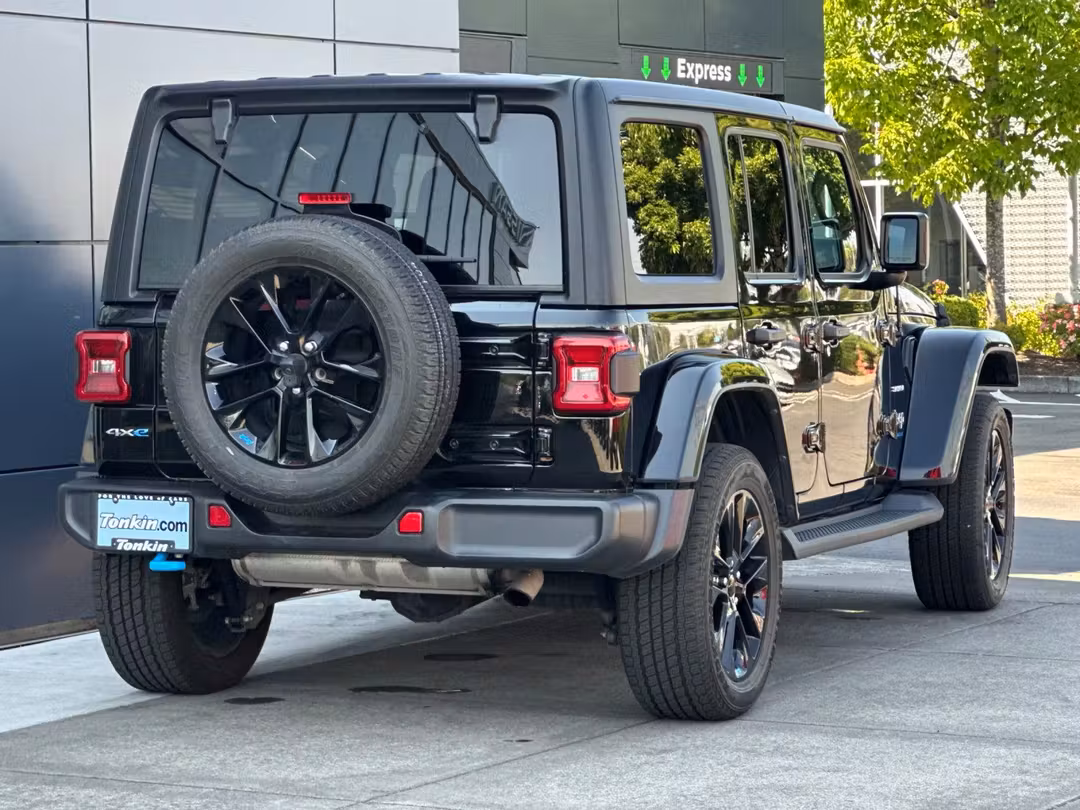 2023 Jeep Wrangler Sahara 4xe - Image 3
