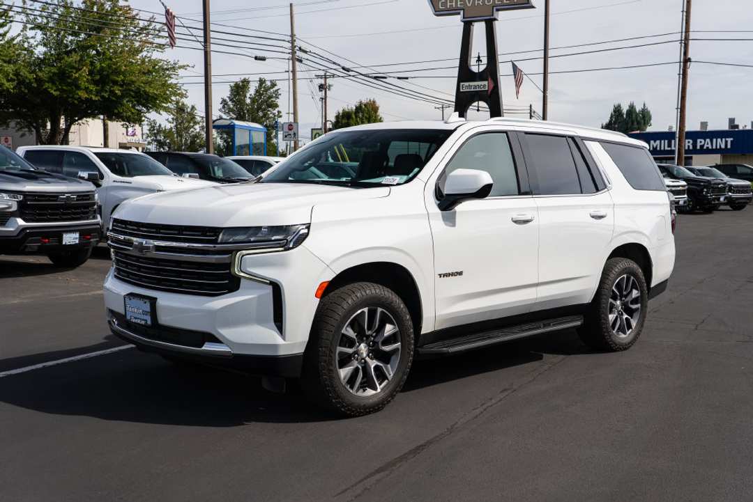 2021 Chevrolet Tahoe LT - Image 3