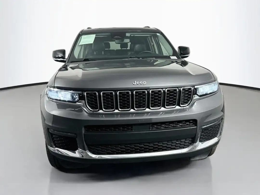 2022 Jeep Grand Cherokee L Limited - Image 2