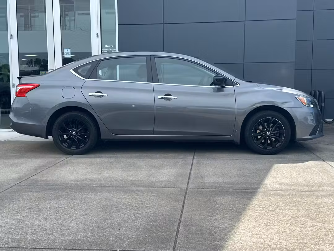 2018 Nissan Sentra S - Image 2
