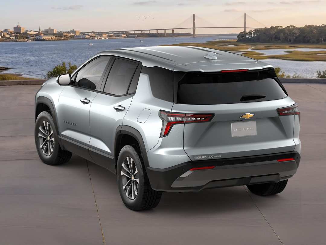 2027 Chevrolet Equinox LT - Image 2