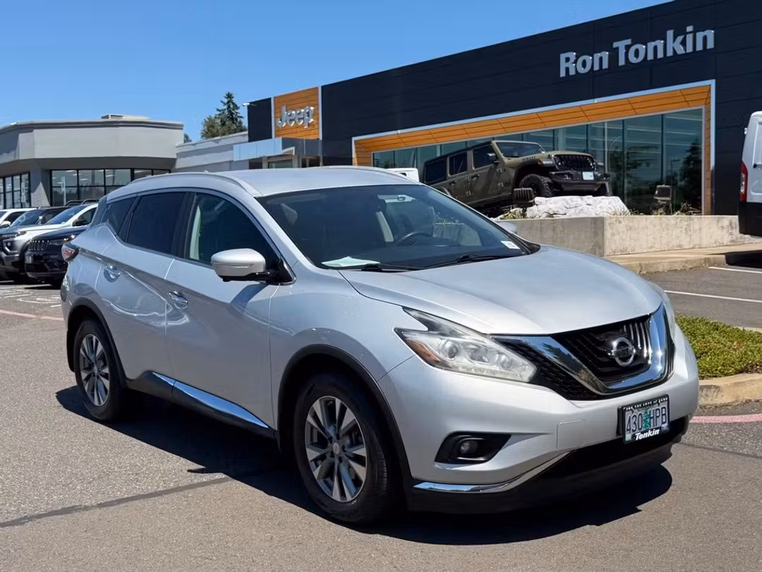 2015 Nissan Murano SL - Image 2